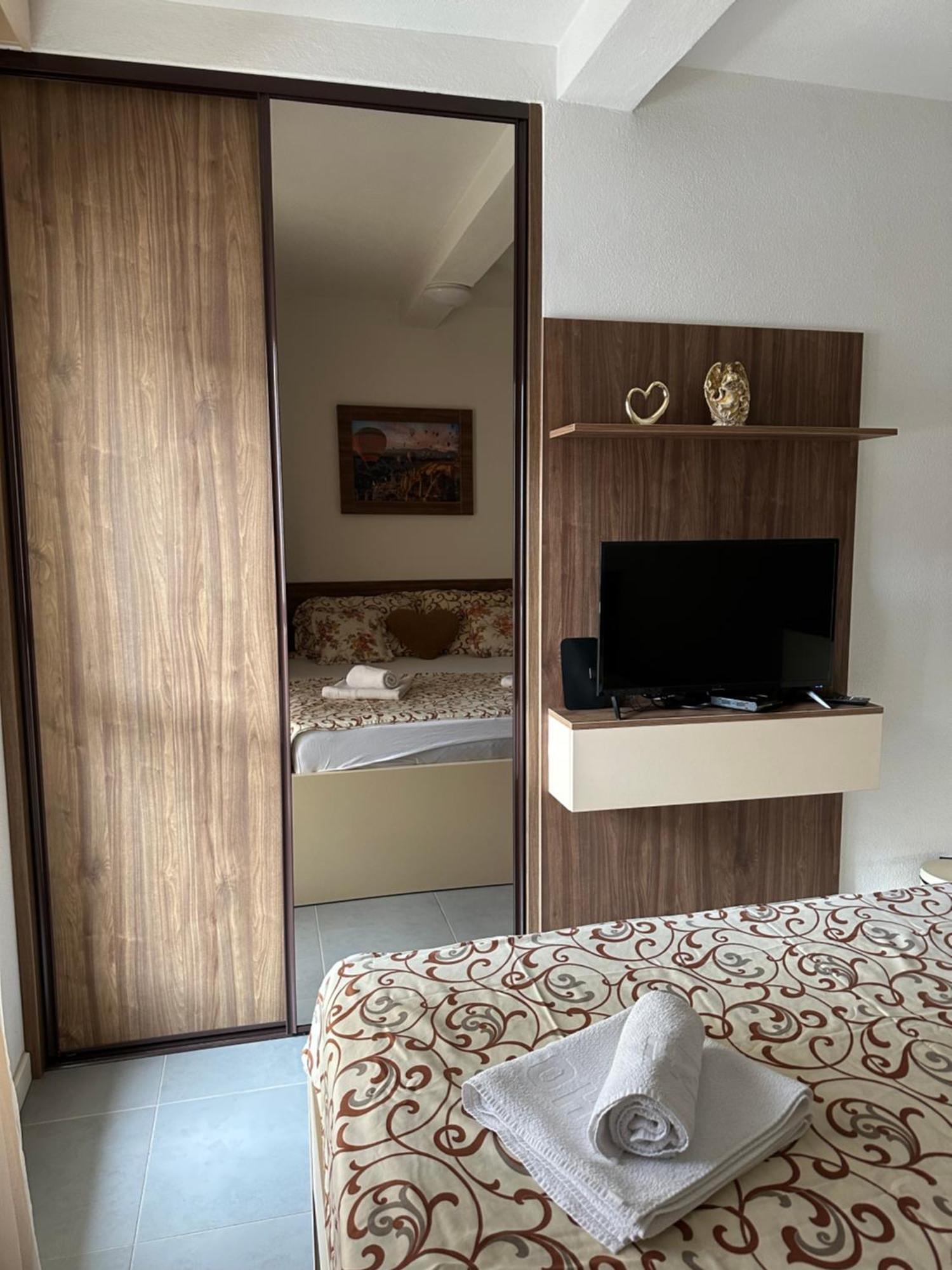 As Apartmani Budva Bagian luar foto